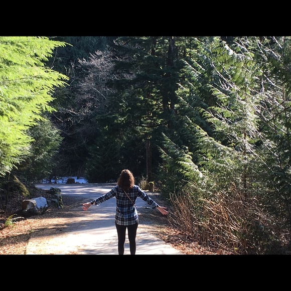 Meet your Posher, Jennifer - Picture 5 of 8